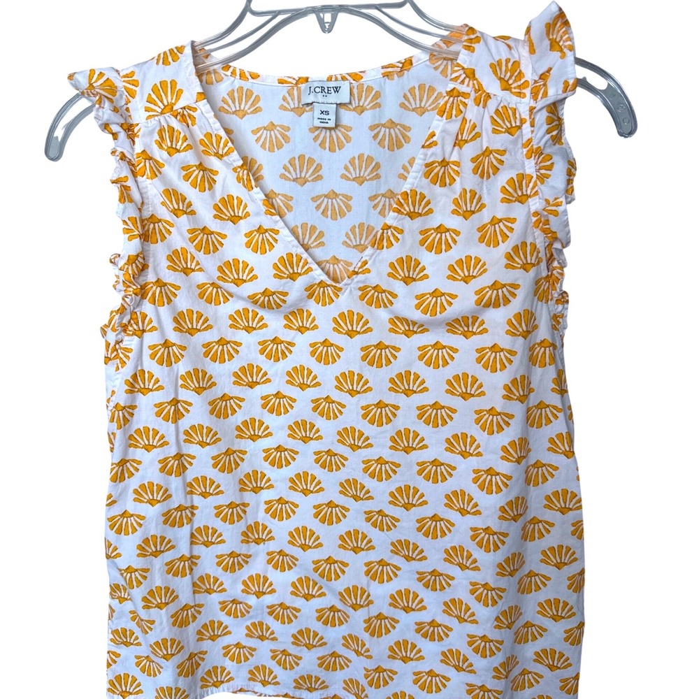 J.Crew women's sleeveless top ruffled neckline yellow seashell pattern size XS